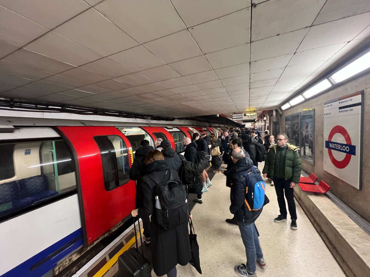 Latest tube and train updates as Londoners undertake morning commute