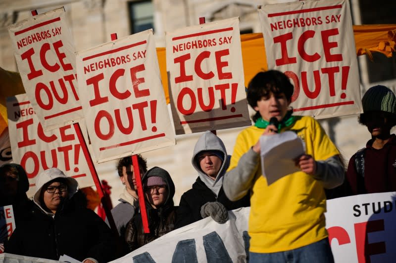 House Democrats move to block DHS bill over ICE