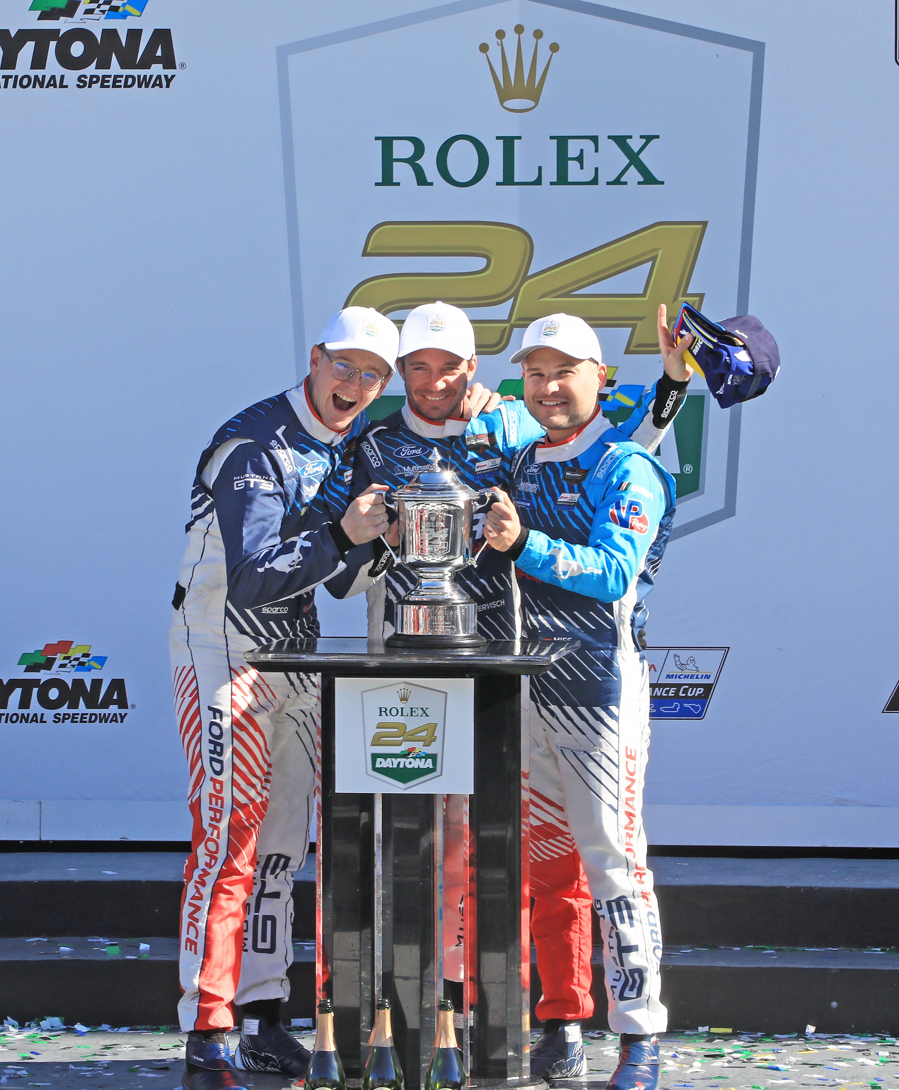 Rolex 24 teams choose threesomes more often for Daytona race lineups
