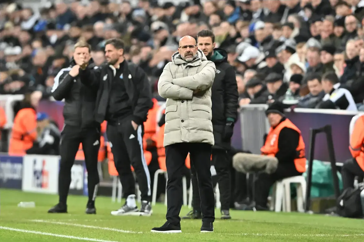 PSV boss Peter Bosz admits harsh reality after hammering by Eddie Howe ...