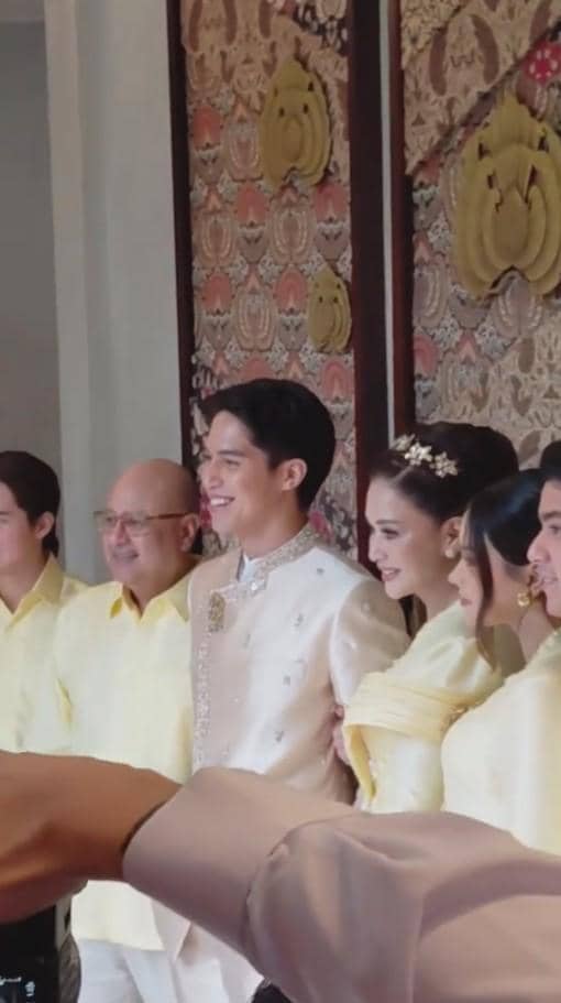 Keluarga di Lamaran El Rumi dan Syifa Hadju (instagram.com/elelrumi)