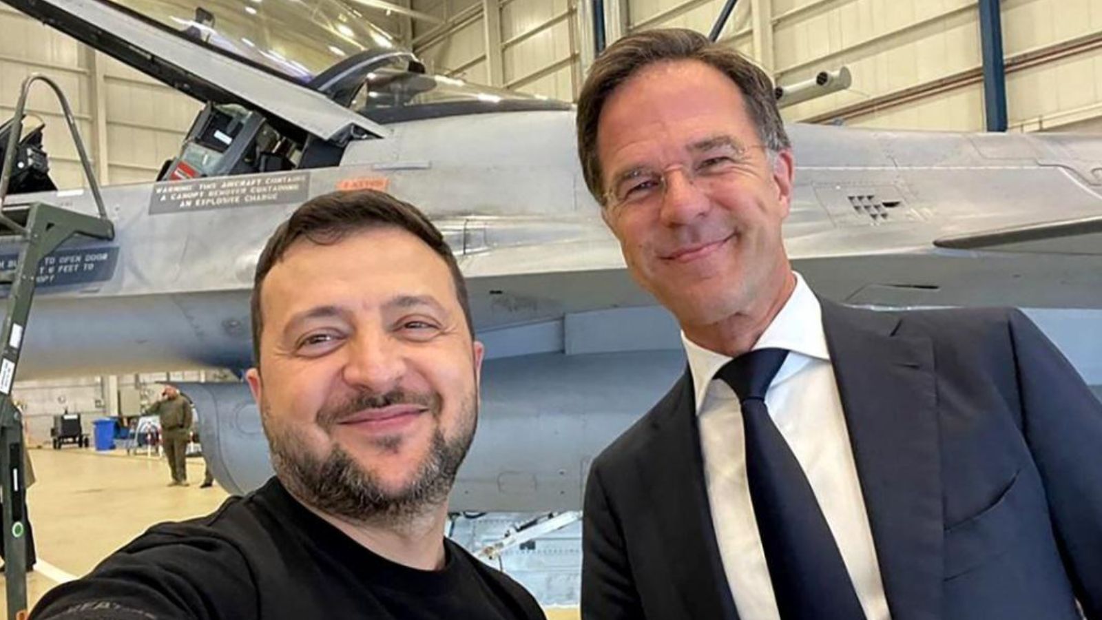 Foto's: dit is het luxe penthouse van NAVO-baas Mark Rutte