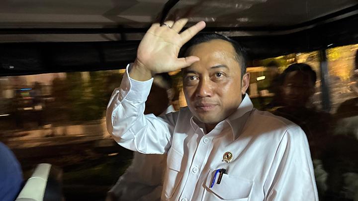 Pernyataan dari Kementerian Lingkungan Hidup mengenai penanganan bencana dan sanksi perusahaan.