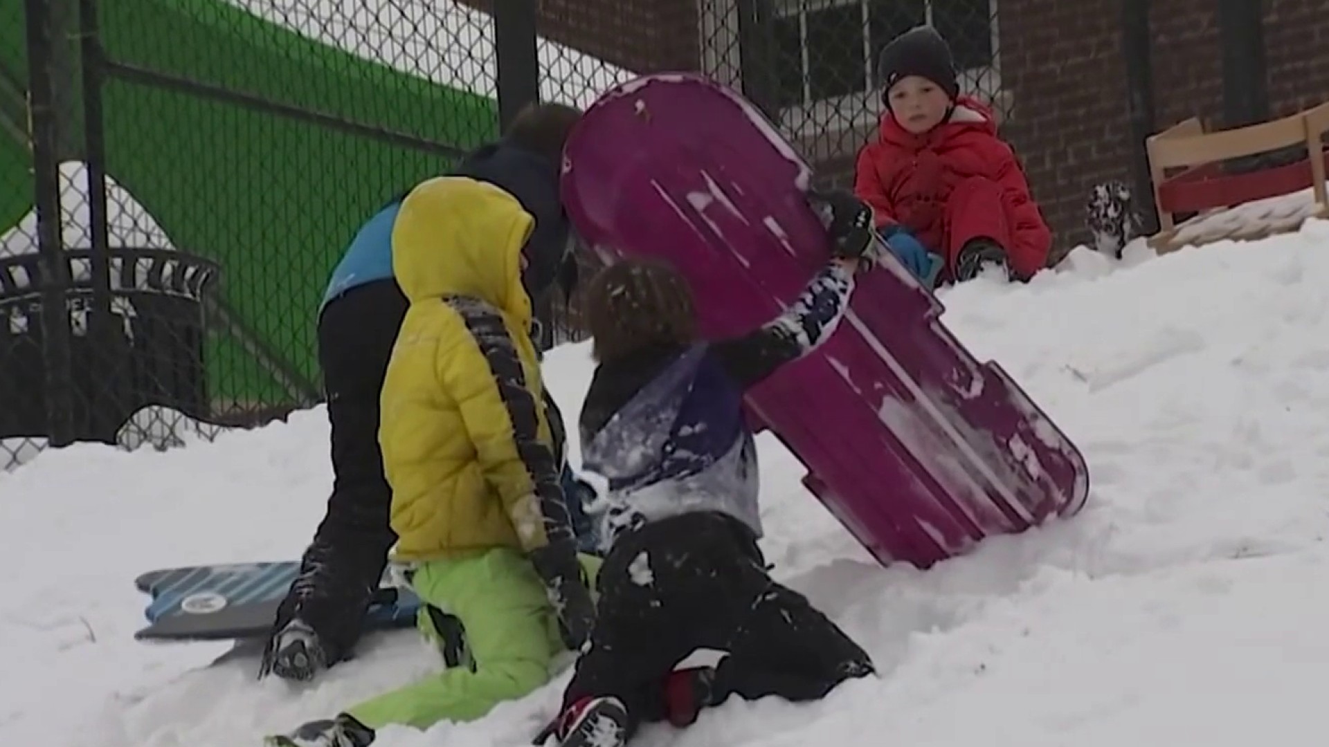 Winter storm expected to dump inches of snow, plus sleet and ice, in DC ...