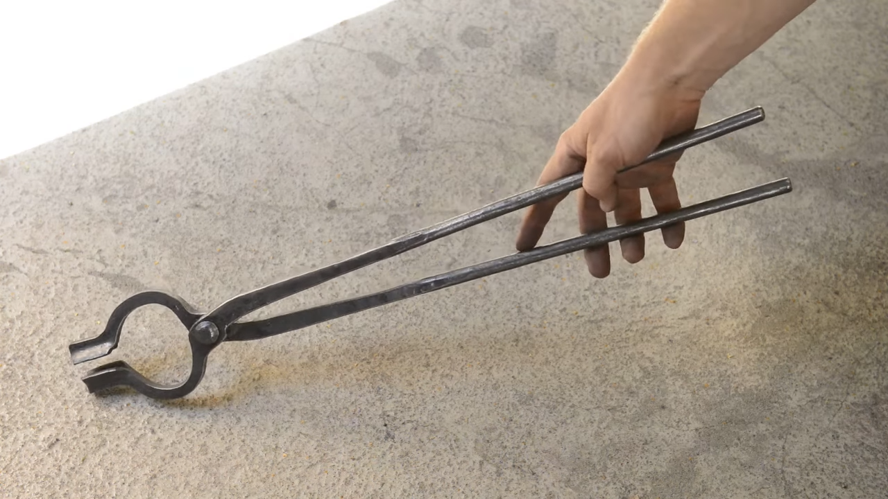How to build a blacksmith tool that improves control at the fire
