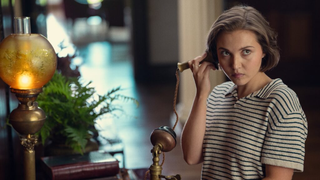 Le Casting Des Sept Cadrans Sur Netflix Vous Dit Quelque Chose C est 