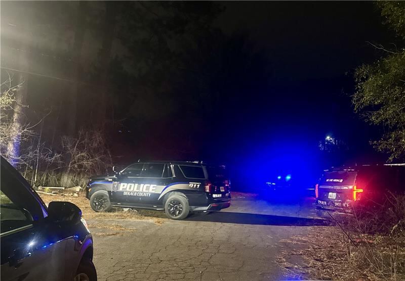 2 fatally shot inside car near DeKalb County condos, police say