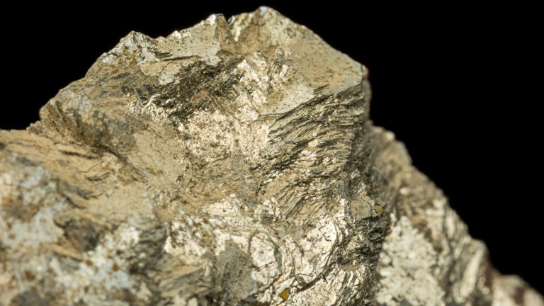 Man’s ‘gold’ rock turns out to be 4.6B-year-old space treasure rarer ...