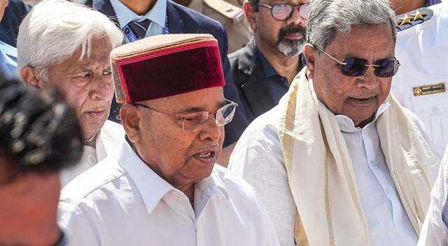 High drama in Karnataka Assembly; GOV refuses to read state govt speech