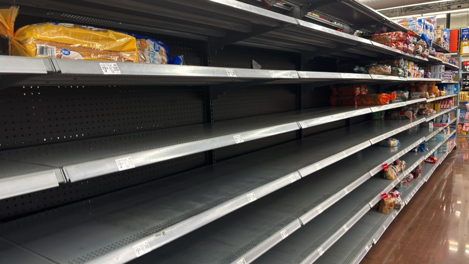 Potentially historic winter storm to slam much of the US with destructive ice and heavy snow<br><br>