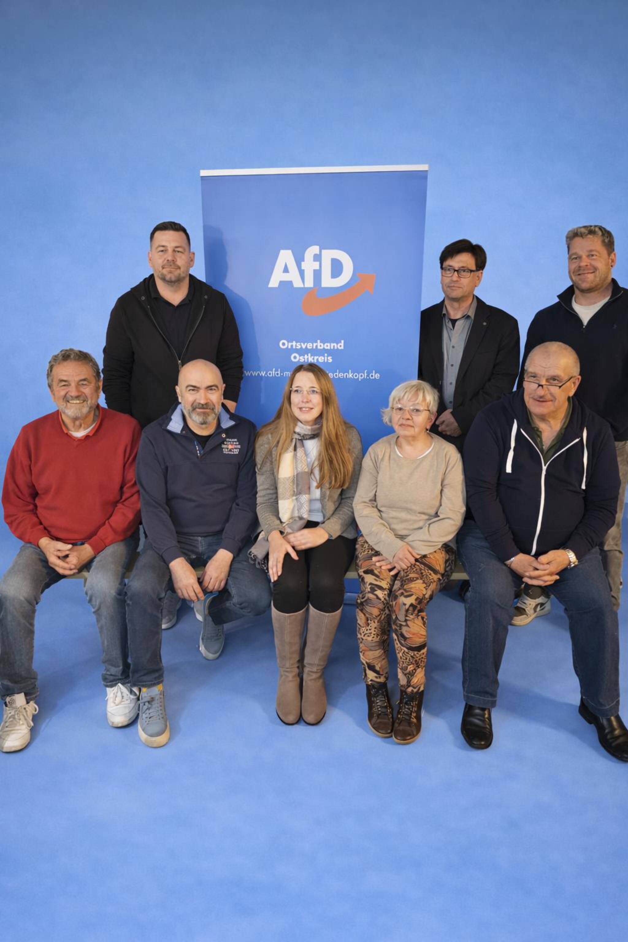 Zwölf Kandidatinnen und Kandidaten der AfD wollen in das Kirchhainer ...