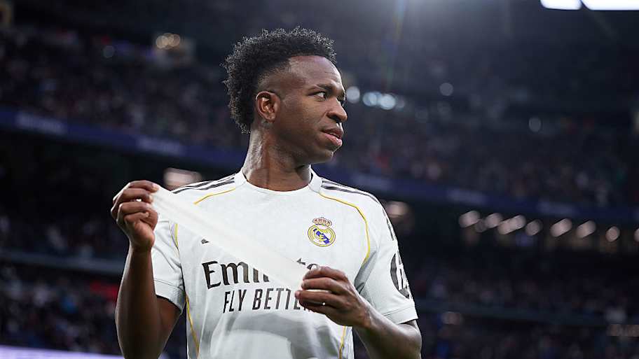 Vinicius Junior was booed off the pitch at the weekend by Madridistas. | Alvaro Medranda/Quality Sport Images/Getty Images