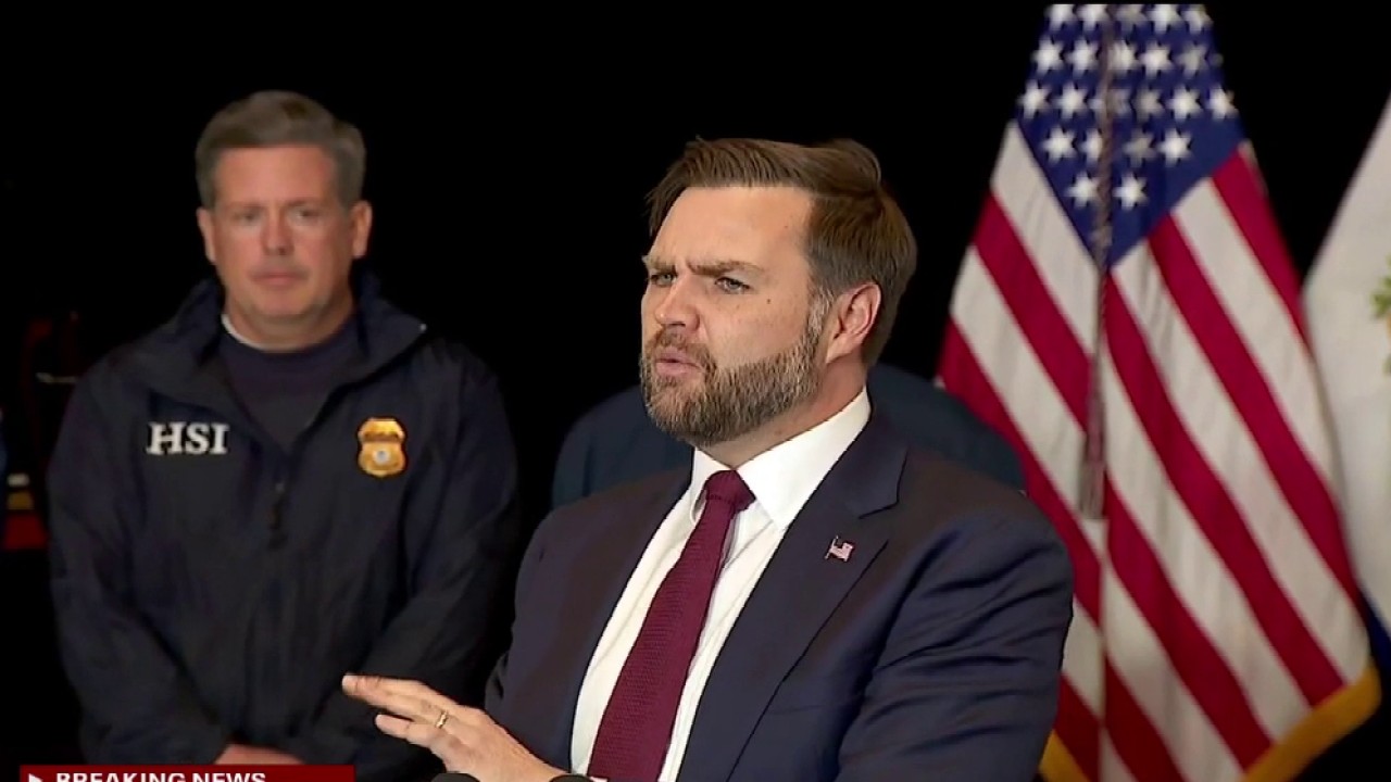 JD Vance talks federal communication with local law enforcement