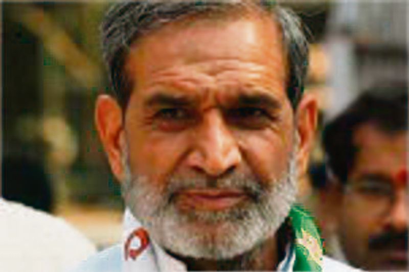 No reliable evidence: Delhi court acquits Sajjan in 1984 riots case