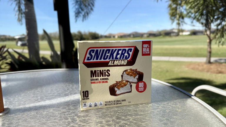 Review: Snickers ice cream minis may become your favorite freezer treat