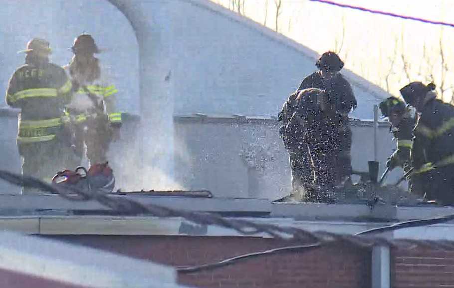 Kansas City firefighters respond to commercial warehouse fire along ...