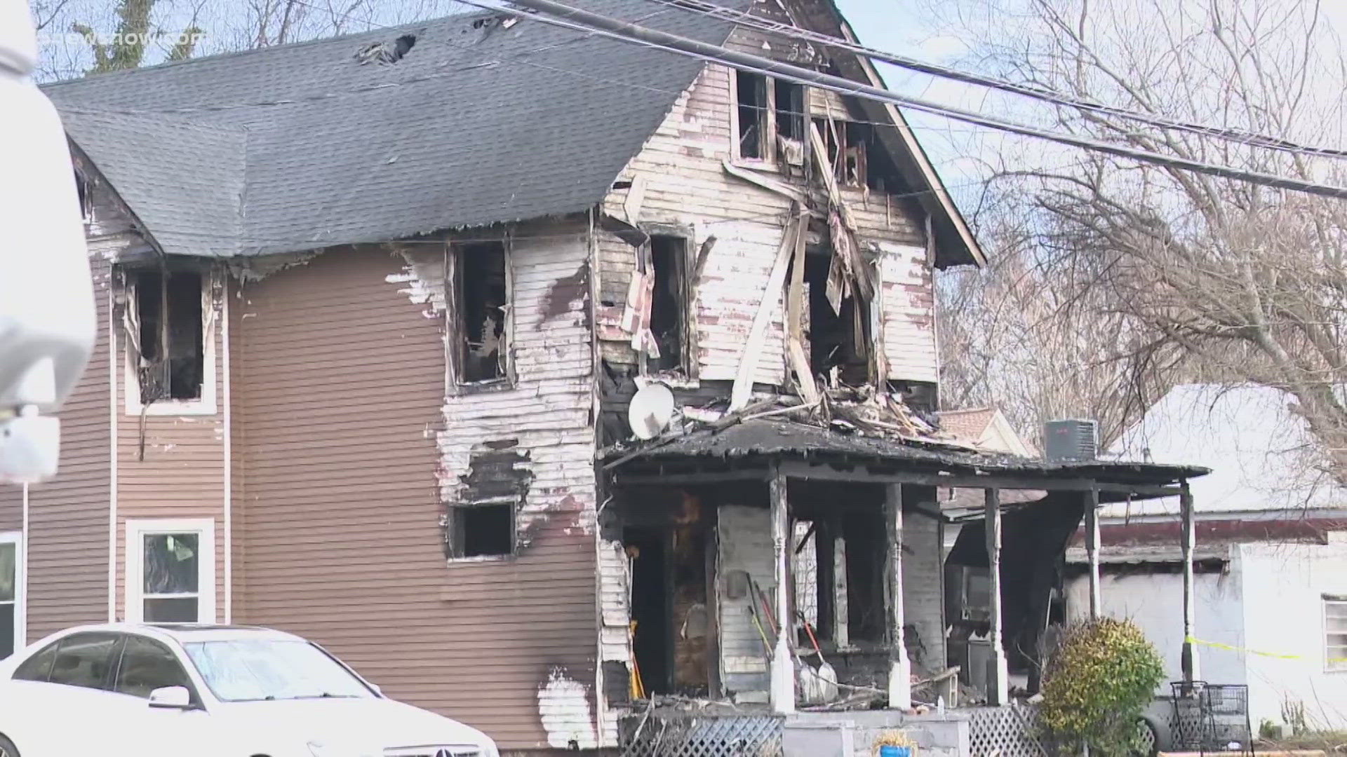 Army veteran recounts trying to save friend in Hampton house fire that ...