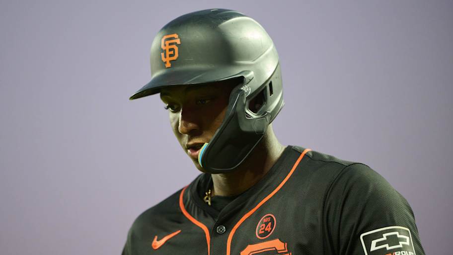 Orioles lose utility infielder to division rival