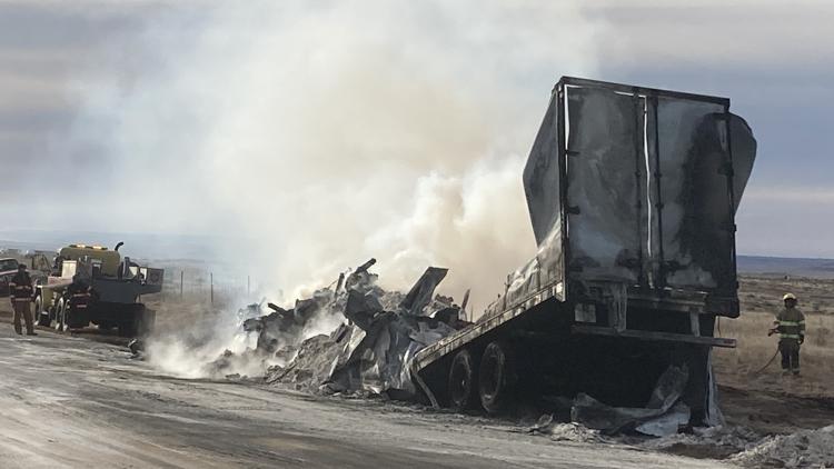 1 killed in crash involving 3 semi trucks