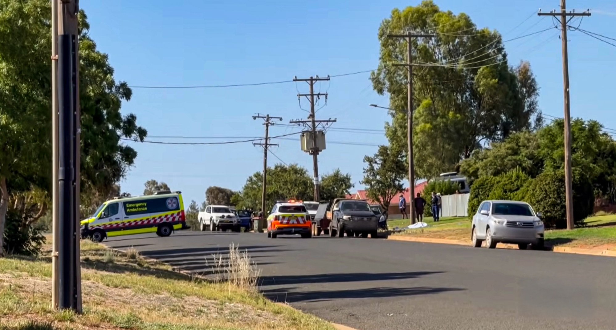 3 killed in shooting in Australia, manhunt under way