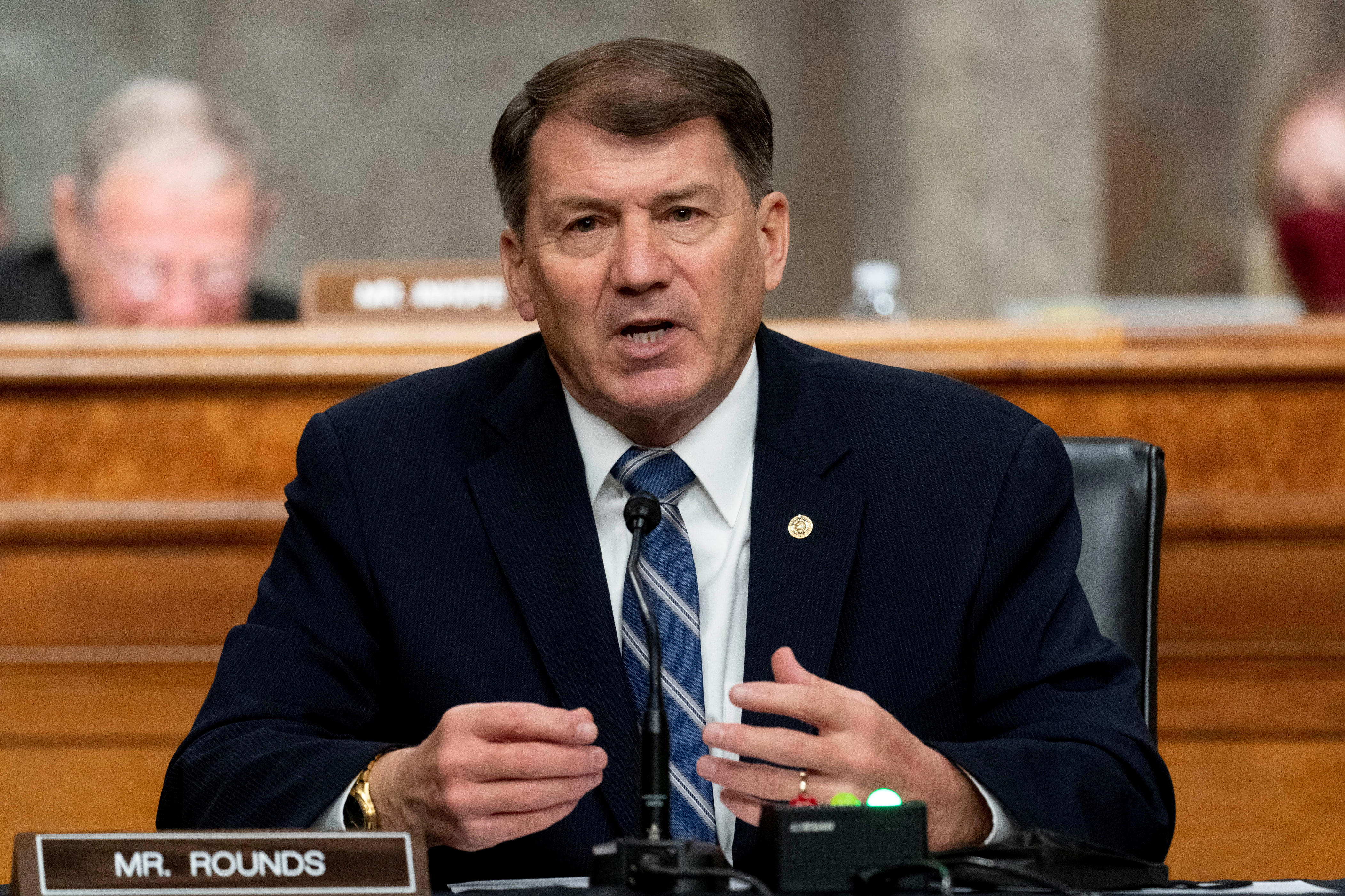 US Sen. Mike Rounds of South Dakota fends off Republican primary challenger