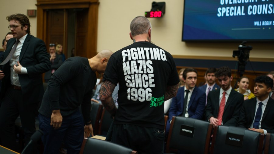 Former police officer, 2020 election denier get into altercation at Jack Smith hearing<br><br>