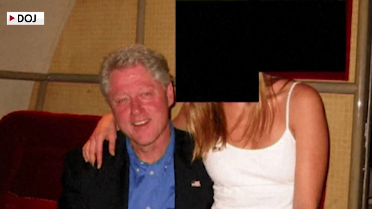 House votes to hold Clintons in contempt