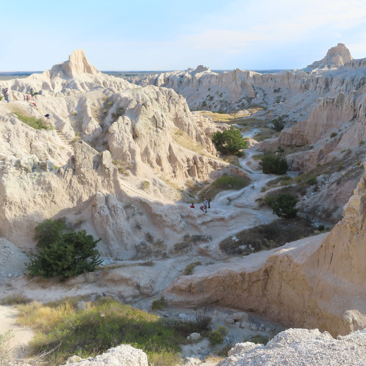 Conquer the Notch Trail: Badlands' most thrilling hike with ladders and ...