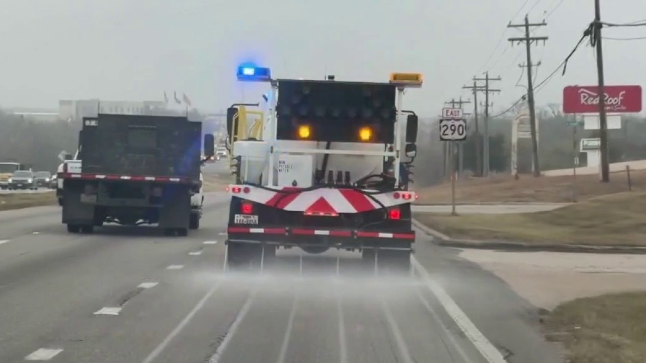 TXDOT treating roads ahead of winter storm