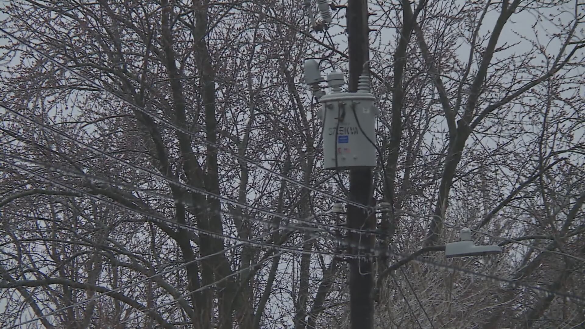 ComEd, first responders urge safety as dangerous cold snap moves ...