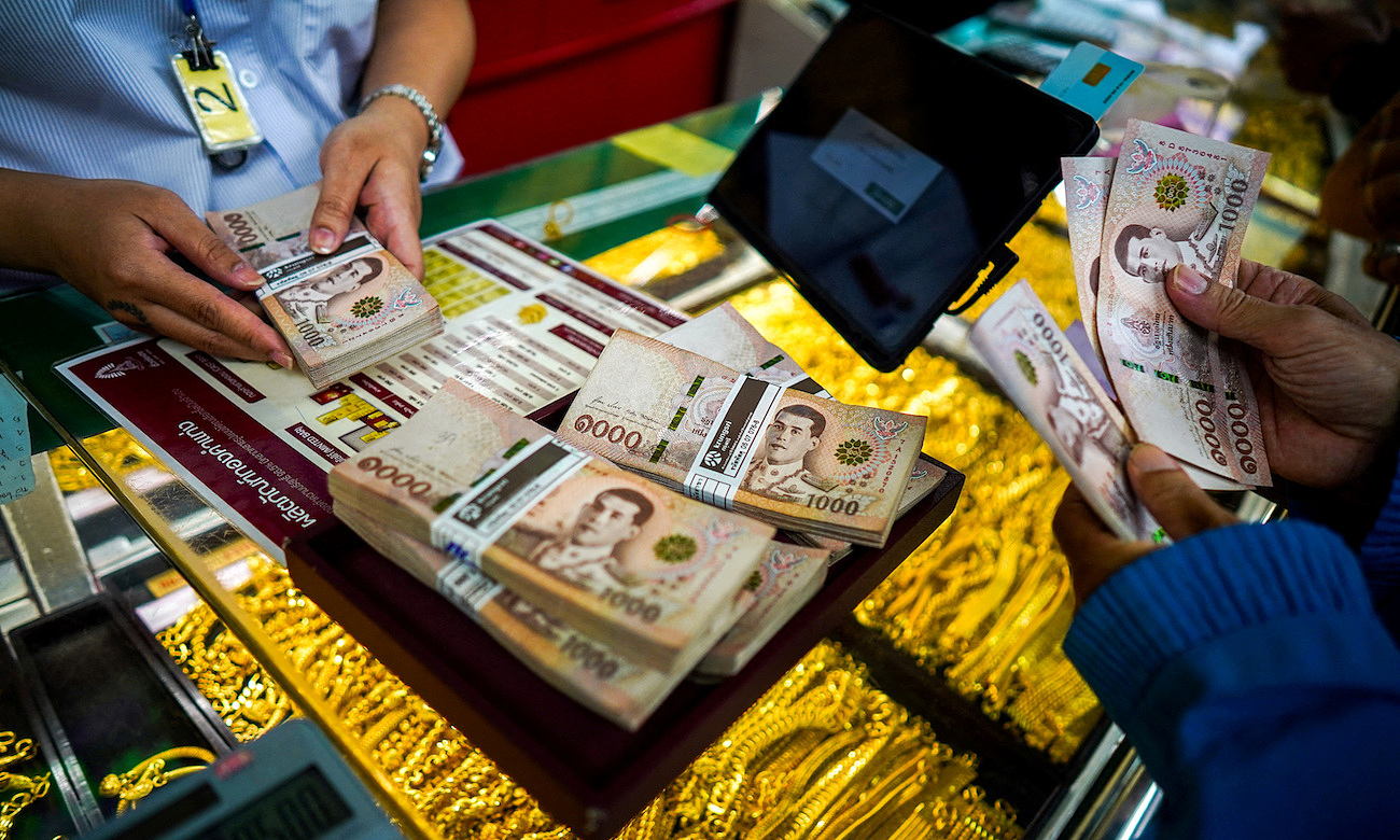 Thailand to introduce gold trade cap to curb baht rise