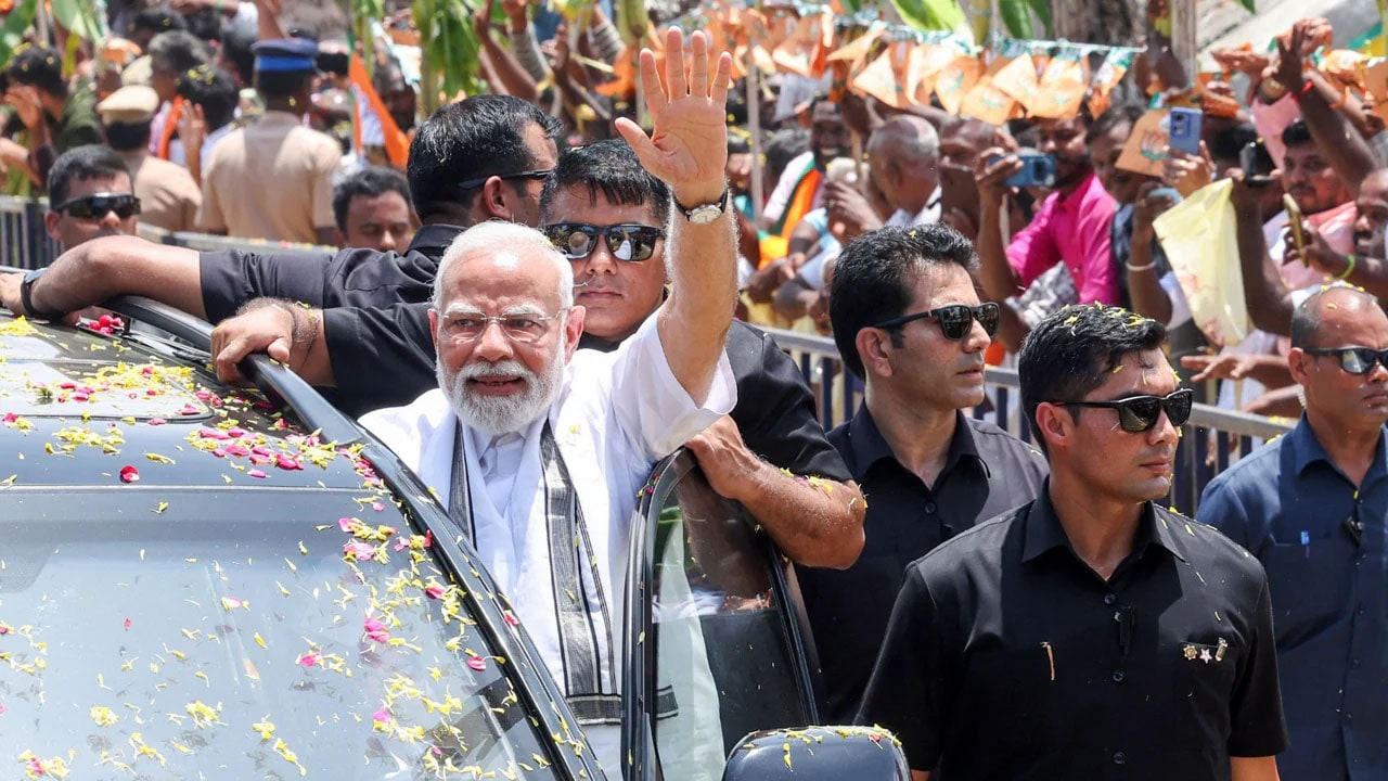 NDA's 'NaMo' poll bugle: Massive Chennai rally flexes muscle vs DMK ...