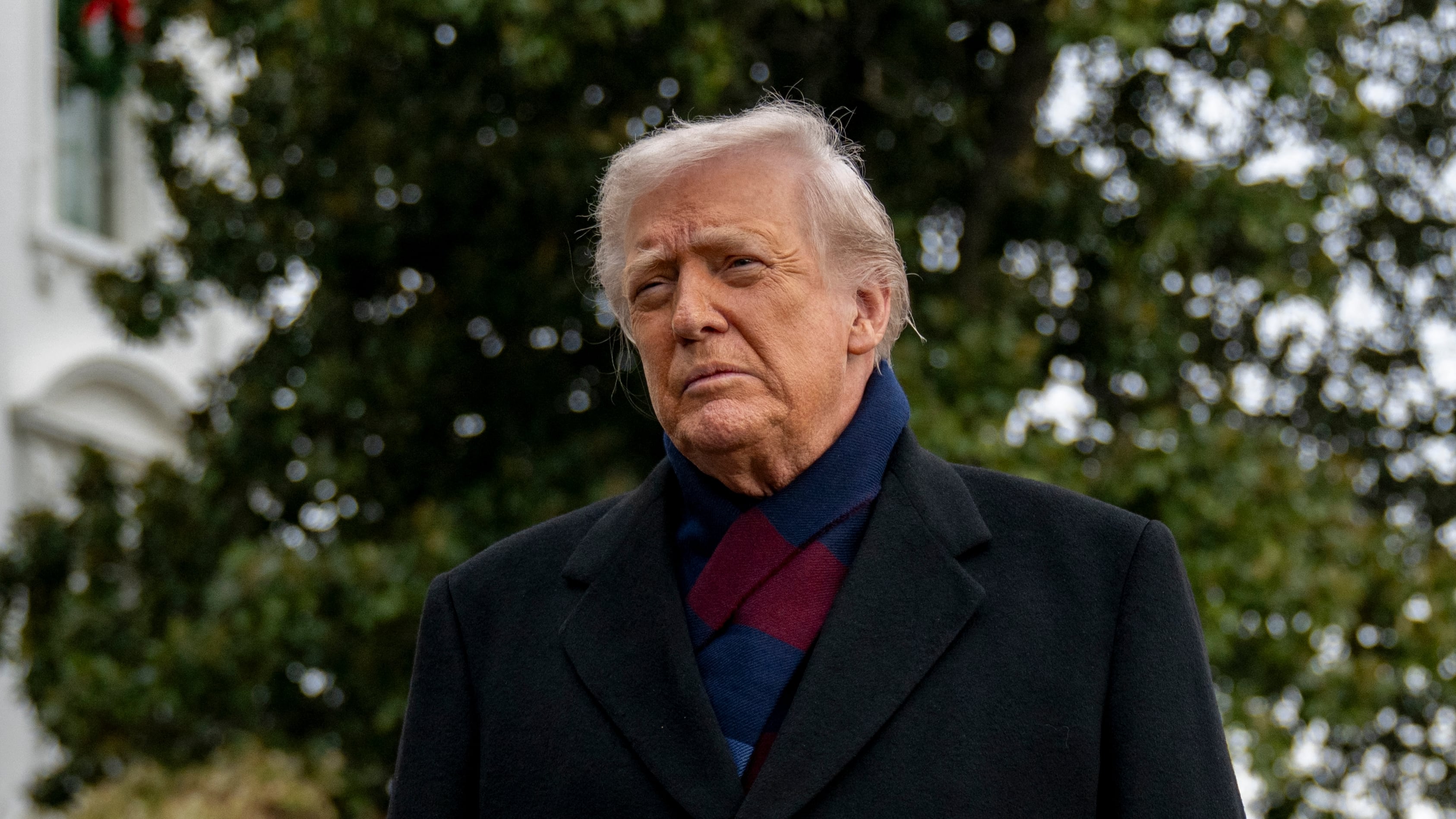 Judge bites back at Trump goon in ballroom court battle<br>