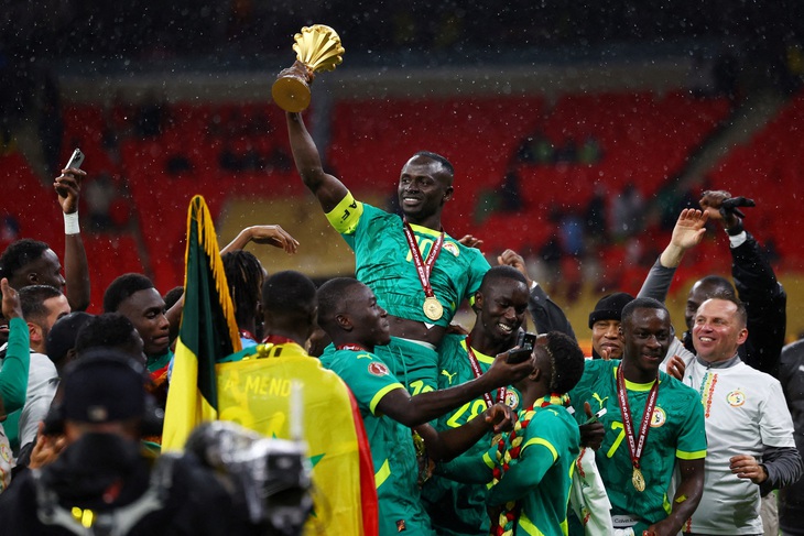 Tuyển Senegal được thưởng tiền tỷ và đất ven biển sau chức vô địch AFCON