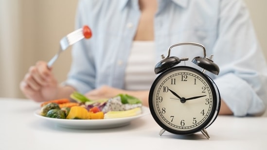 Dietician reveals the dangers of OMAD diet, shares how to fast healthily