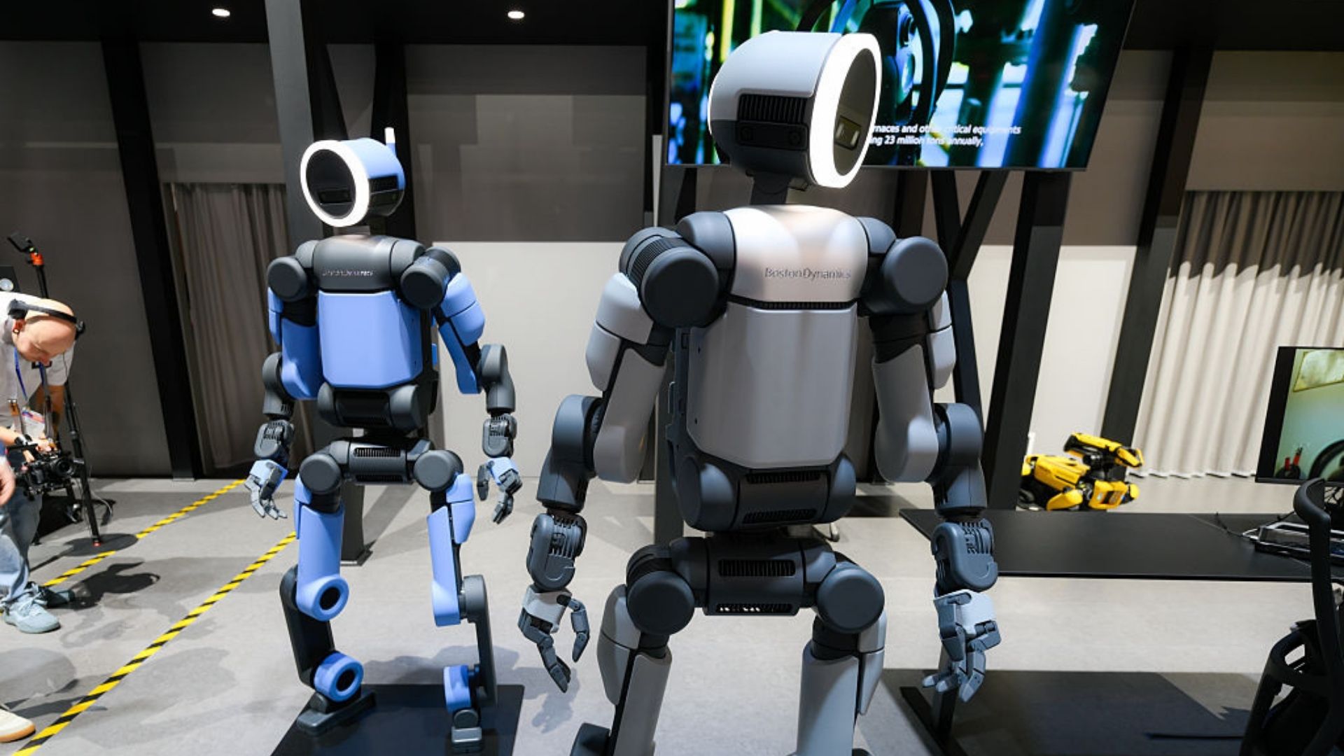 No humanoid robots allowed at plants without formal pact, Hyundai labor ...