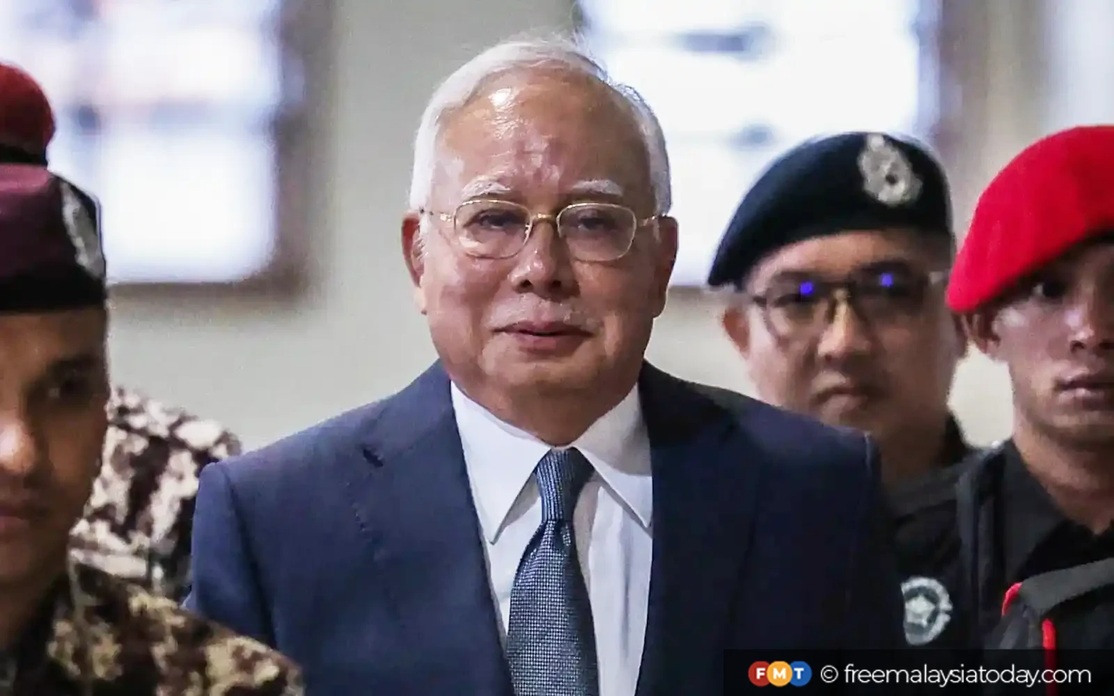 Appeals court weighs timing of Najib’s contempt appeal against ex-AG