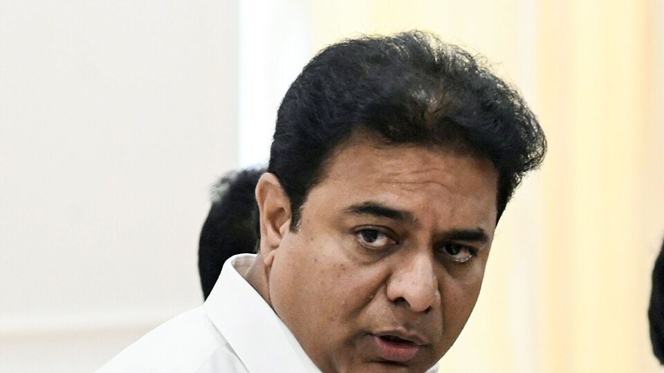 KTR slams Revanth Reddy, calls Telangana CM a 'thief' amid SIT phone ...