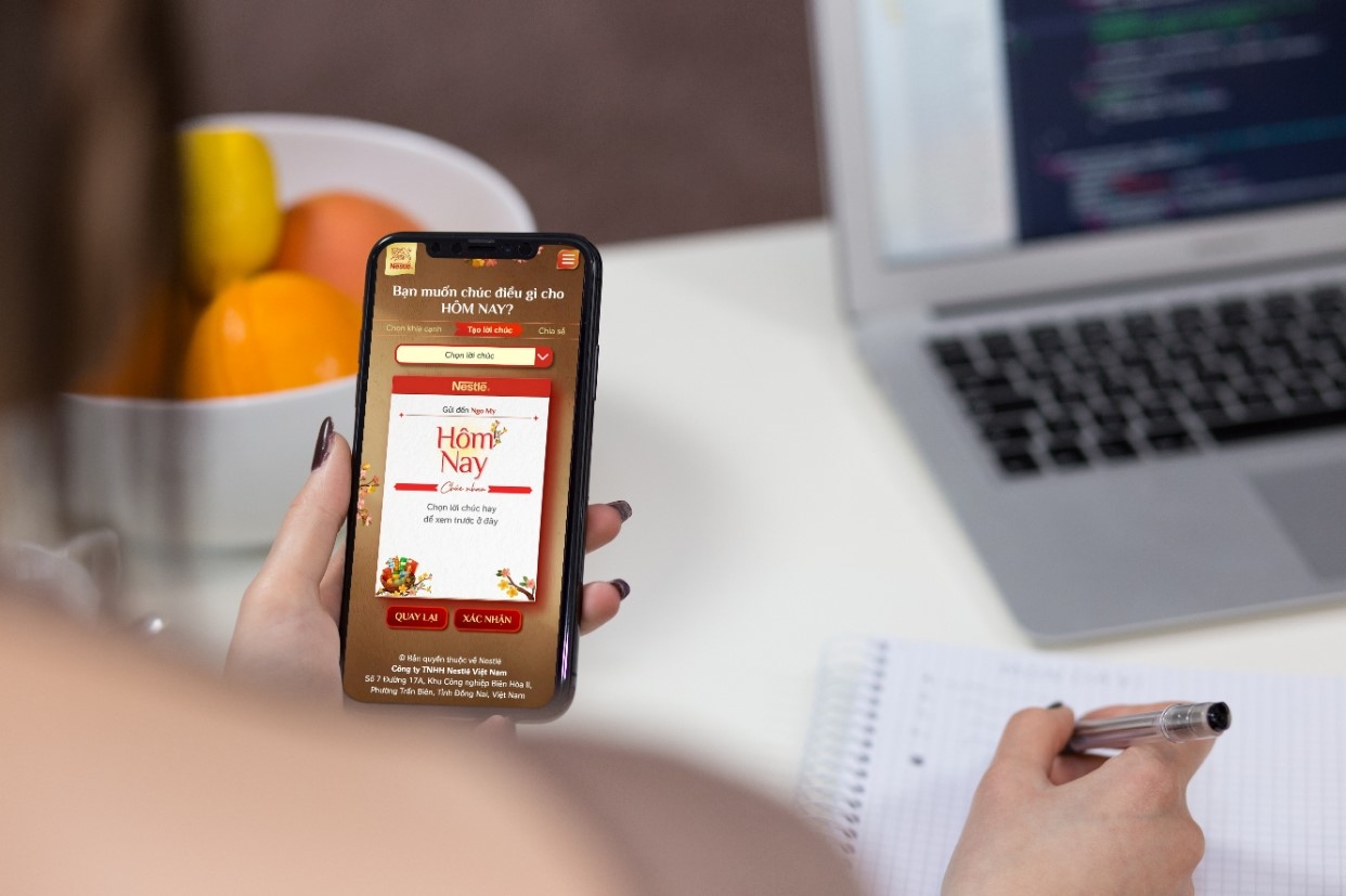 Cộng đồng mạng đón Tết sớm với cuốn lịch không ngày tháng