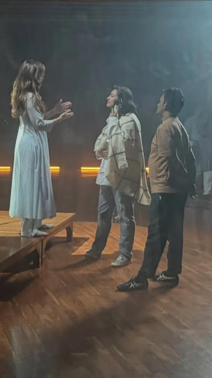 सिंगिंग में राशा थडानी का डेब्यू, शेयर की रिकॉर्डिंग की तस्वीरें