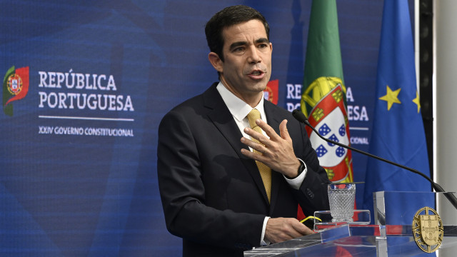 Primeiro-ministro faz queixa de imagem satírica e o próprio vira meme