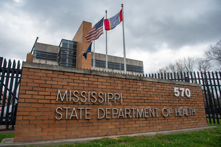 Rodents in a high school among failed health inspections in near Jackson