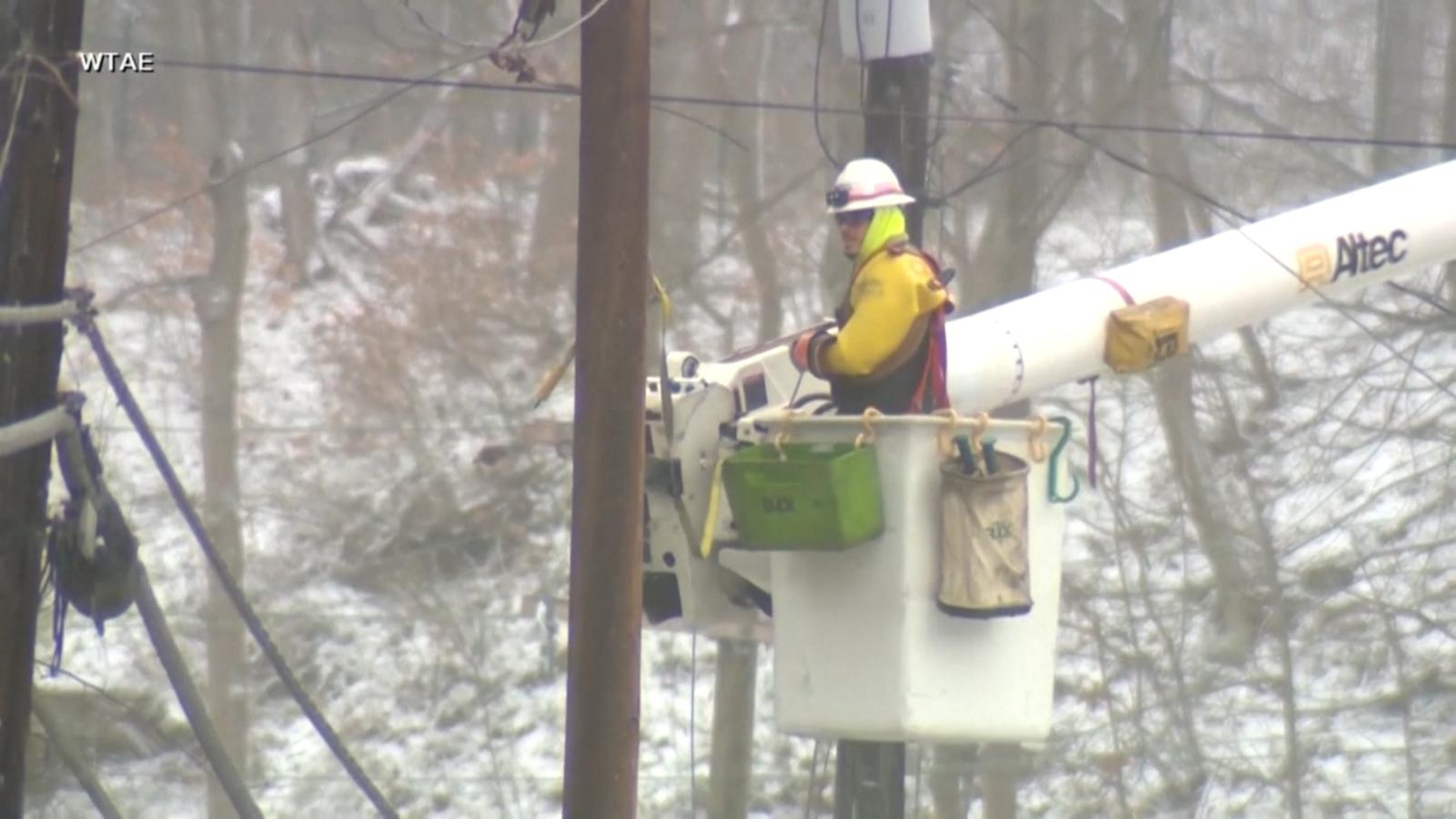 12 states of emergency declared ahead of massive storm<br>