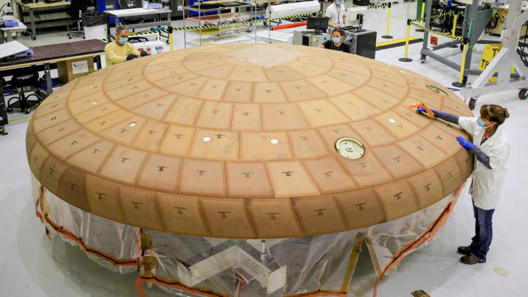 NASA is about to send people to the moon — in a spacecraft not everyone ...