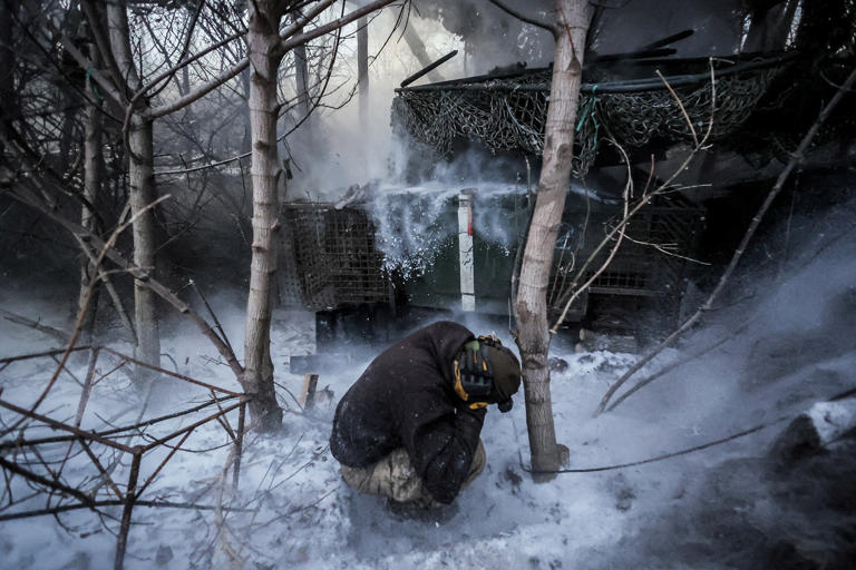 A Ukrainian serviceman fires a self-propelled howitzer toward Russian troops near the frontline town of Chasiv Yar in Donetsk. (Oleg Petrasiuk/Ukrainian Armed Forces / via Reuters)