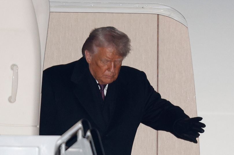 Doctor lists all major signs Trump suffering from dementia as he claims ...