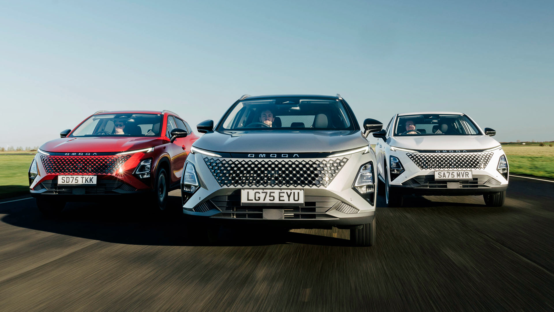 New Omoda 5 hybrid SUV undercuts Kia Sportage by nearly £10k