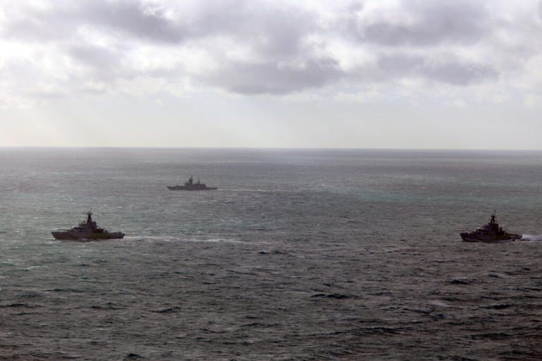 Royal Navy intercepts Russian ships in English Channel