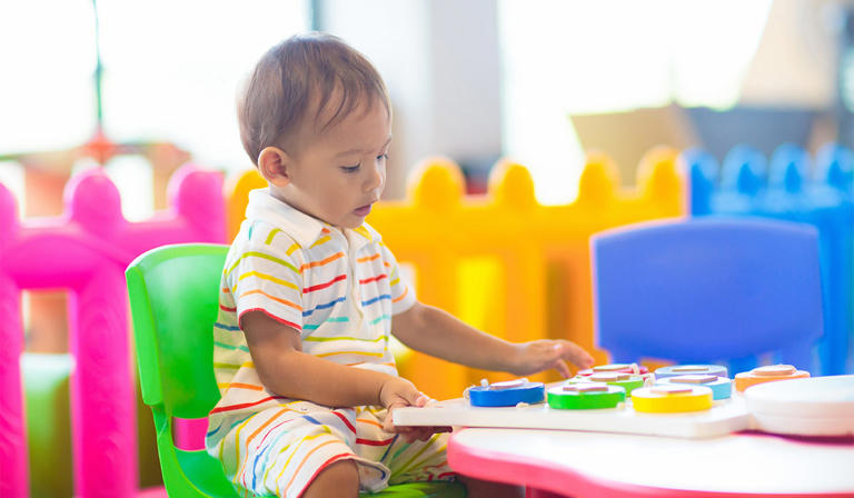 Childminder reveals 5 controversial red flags to look out for in ...
