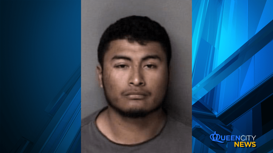 North Carolina man indicted for assault in car chase with ICE